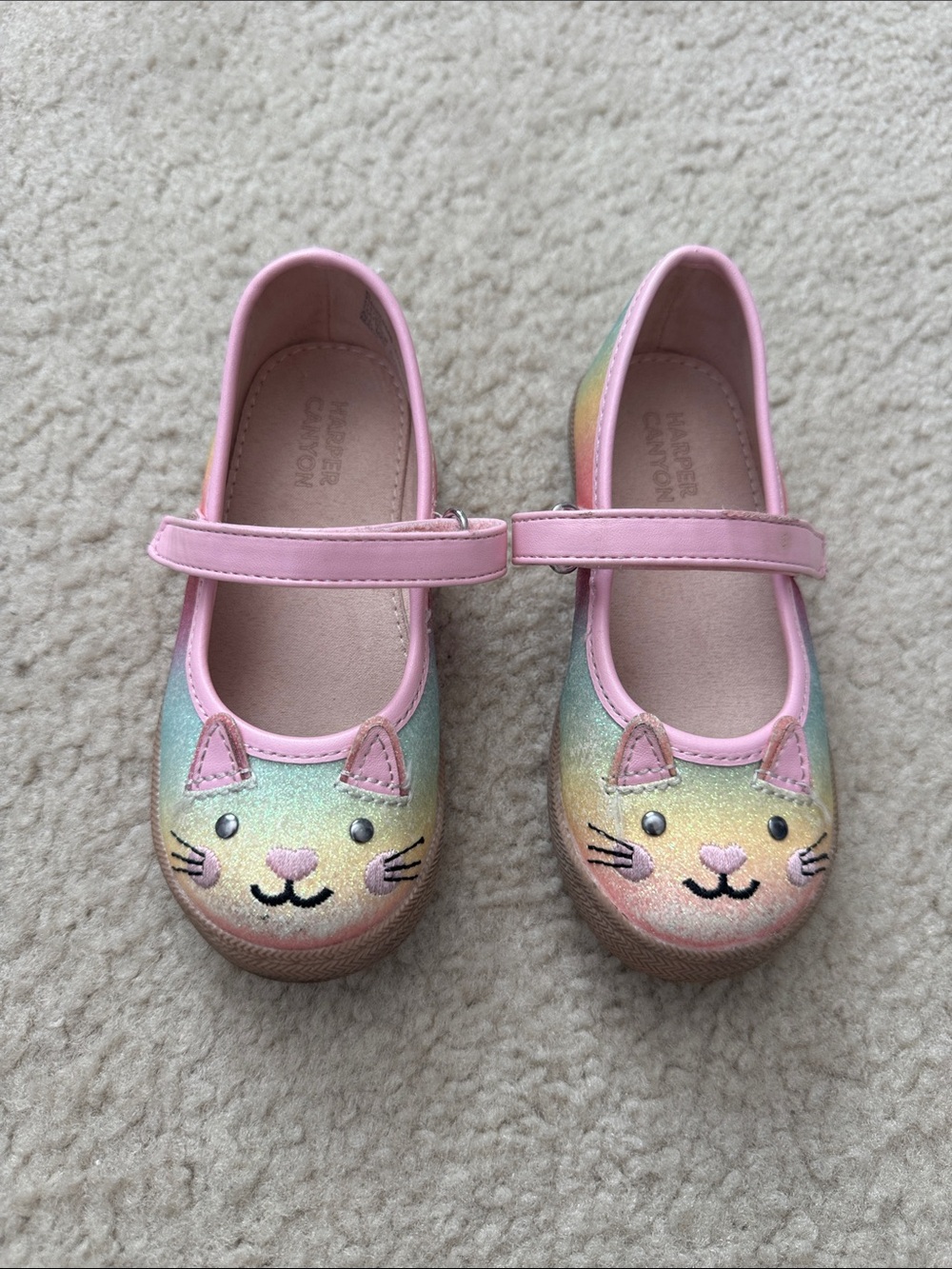 Harper Canyon Girls' Pastel Rainbow Cat Mary Jane Shoes - Pink Trim - size 8
